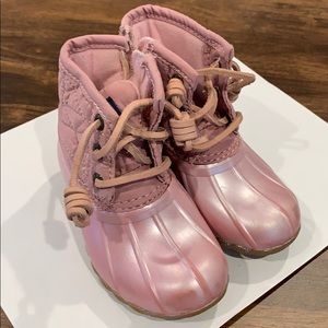 Sperry pink toddler boots size 6